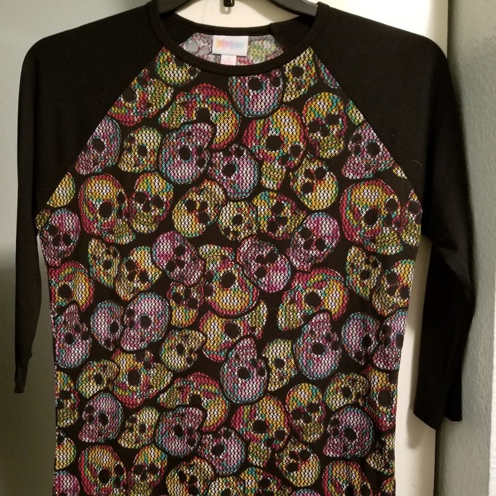 NWOT Skull print Randy Tee - Hard to Find